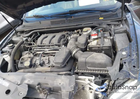 2019 Ford Taurus Limited z USA, uszkodzony, nr VIN 1FAHP2F82KG118106